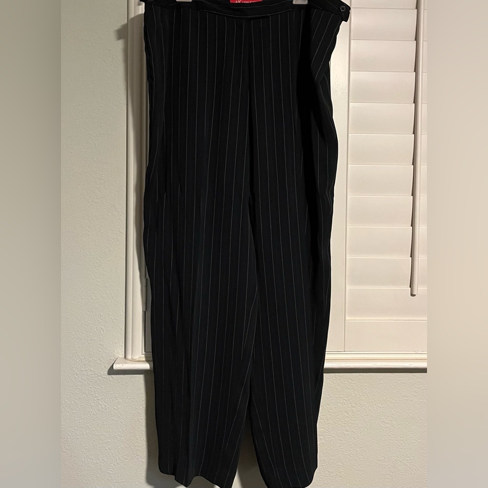 ANNE KLEIN - Pant Suit. Black Pinstripe Blazer and Pants. - Picture 8 of 15